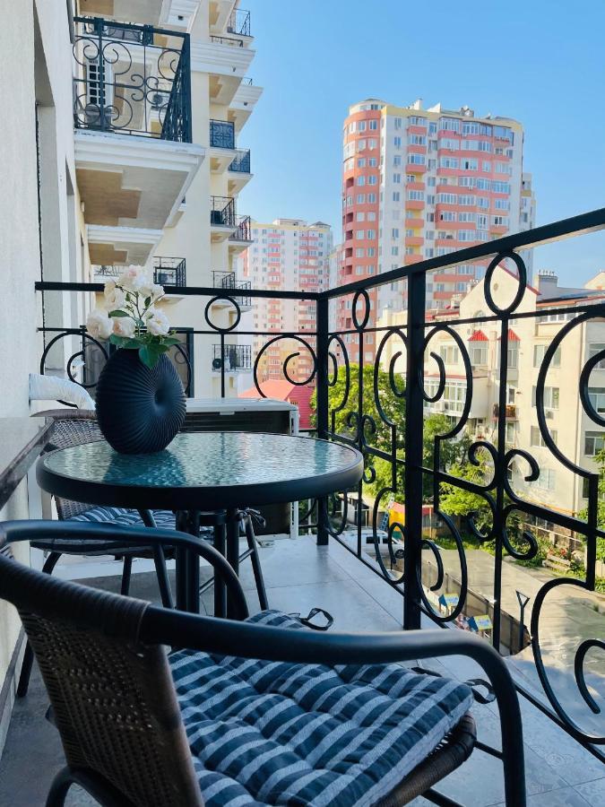 Apartment Sea View Odessa Arcadia Buitenkant foto